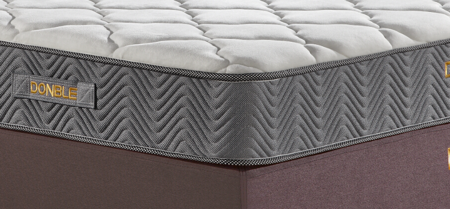 Coral fleece covered economical pocket spring mattress Coral fleece covered economical pocket spring mattress