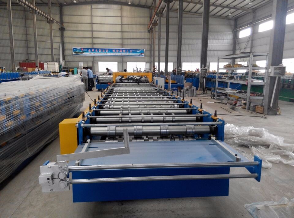 Metal Roof PanelColor Steel Roofing Sheet Roll Forming Machine