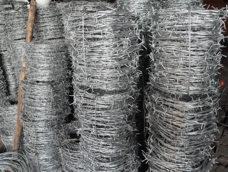 Single and double strand barbed wire 28mm line barbed wire