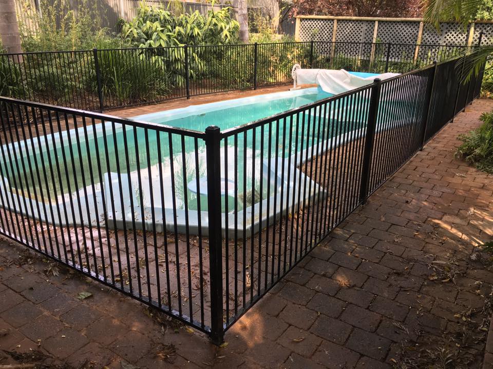 factory supply cheapest balck powder coated iron steel temporay pool fence