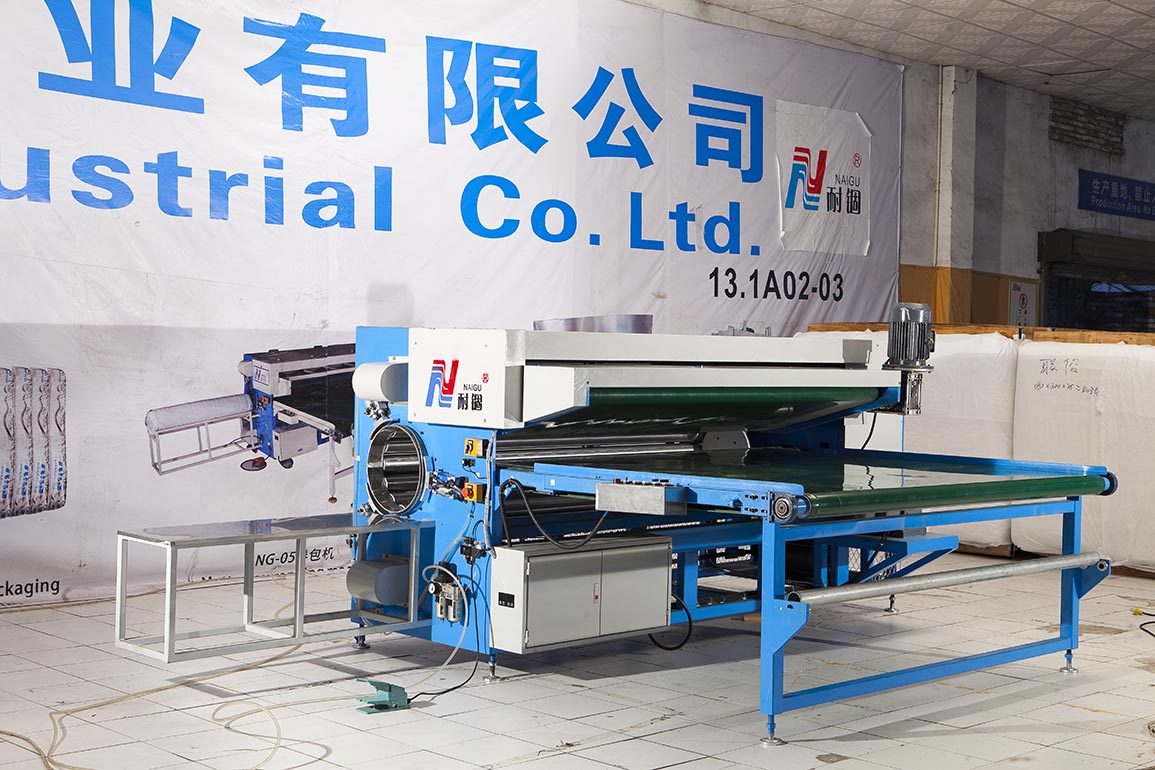 China NaiGu mattress roll packing machine