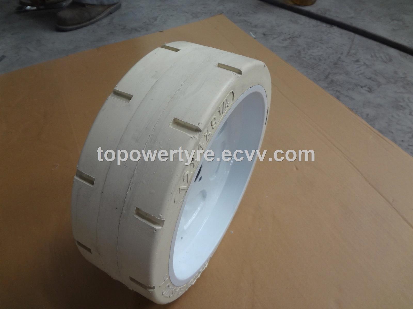 12X4X914 solid tire for snorkel machine model number S1930 Snorkel part 13603041360305