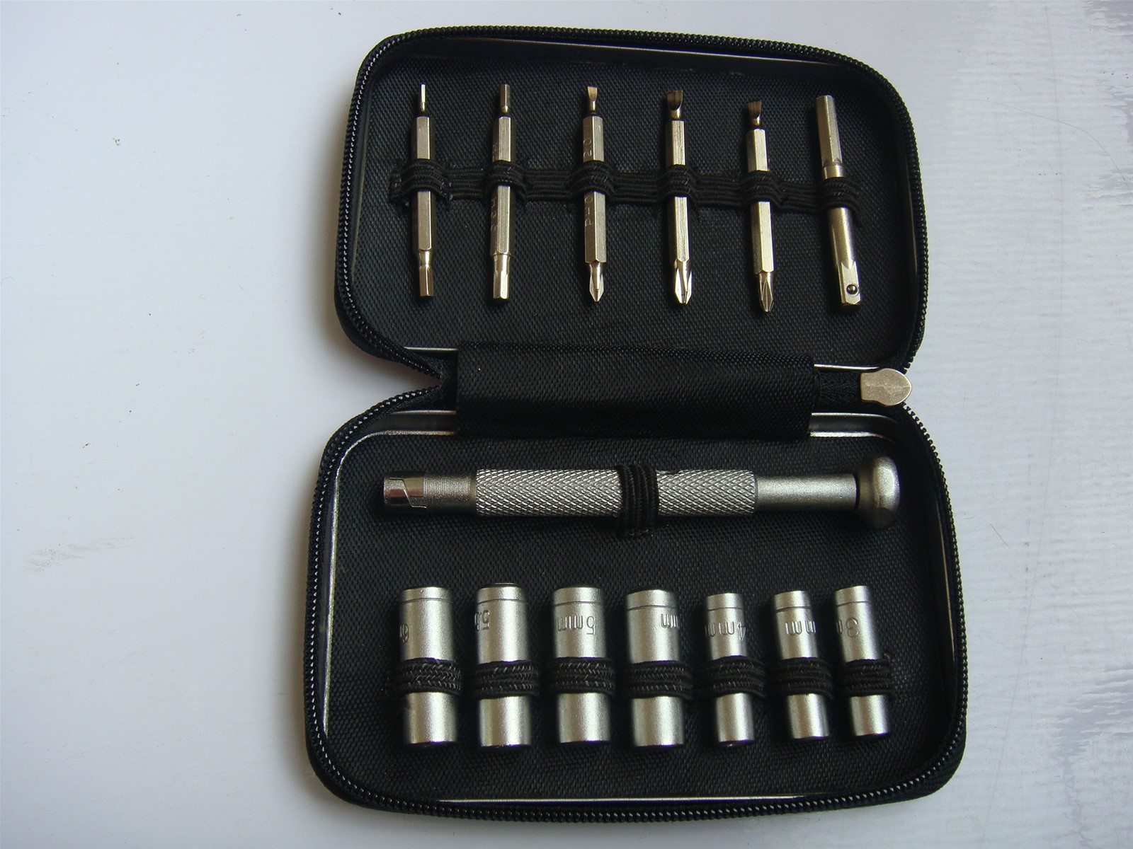 14pcs promotional gift tin box tool bags