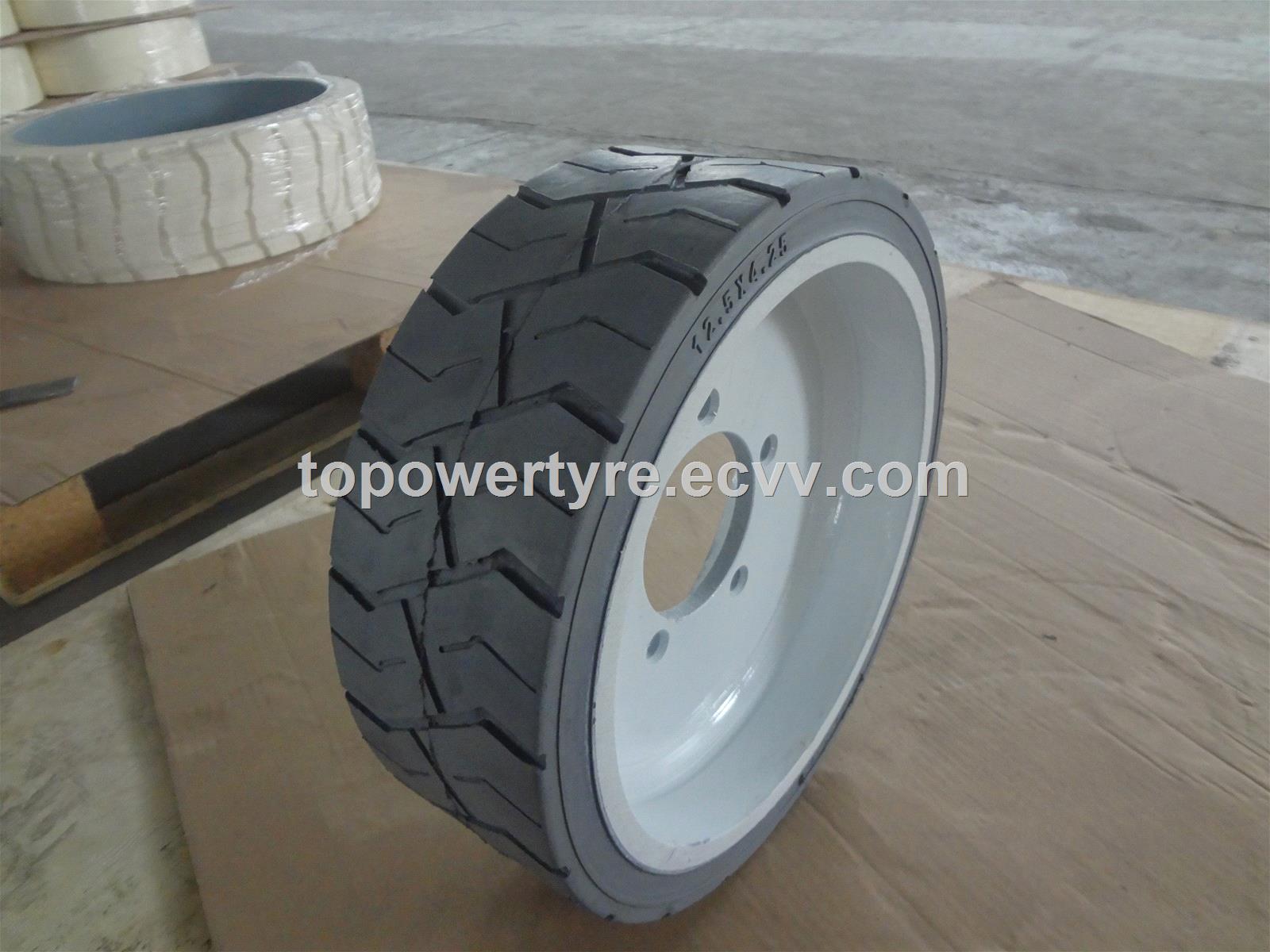 Platform tyre 125x425 for JLGJLG lift machine solid tireHaulotte2820302920 solid wheel assembly