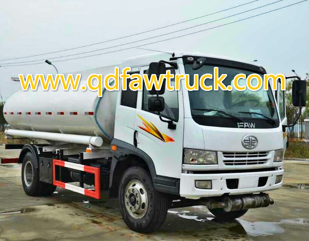 Hot Sale FAW 3037 cbm Fuel Transportation Vehicle