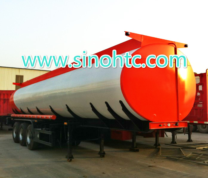 TriAxle Chemical Liquid Tanker Semi Truck Trailer HTC9400GHY