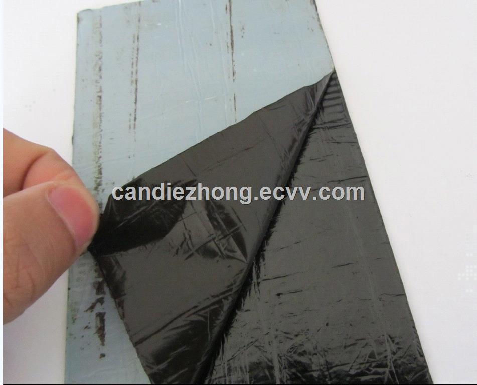 Self adhesive bitumen waterproof membrane