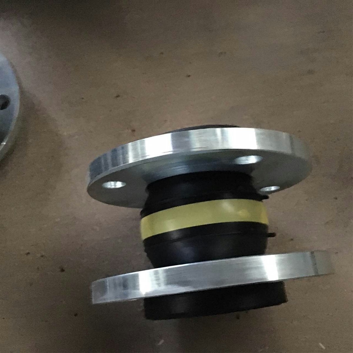 Nbr Oil Resistance Expansion Rubber Joint From China Manufacturer
