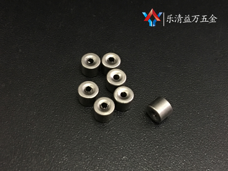 Iron Galvanized Round Head SemiHollow Rivet and High Performance Metal Rivet