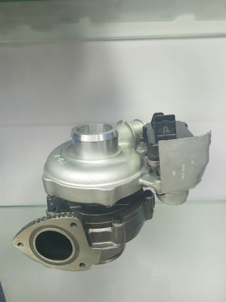 The Turbocharger For Landrover Freelander TD04