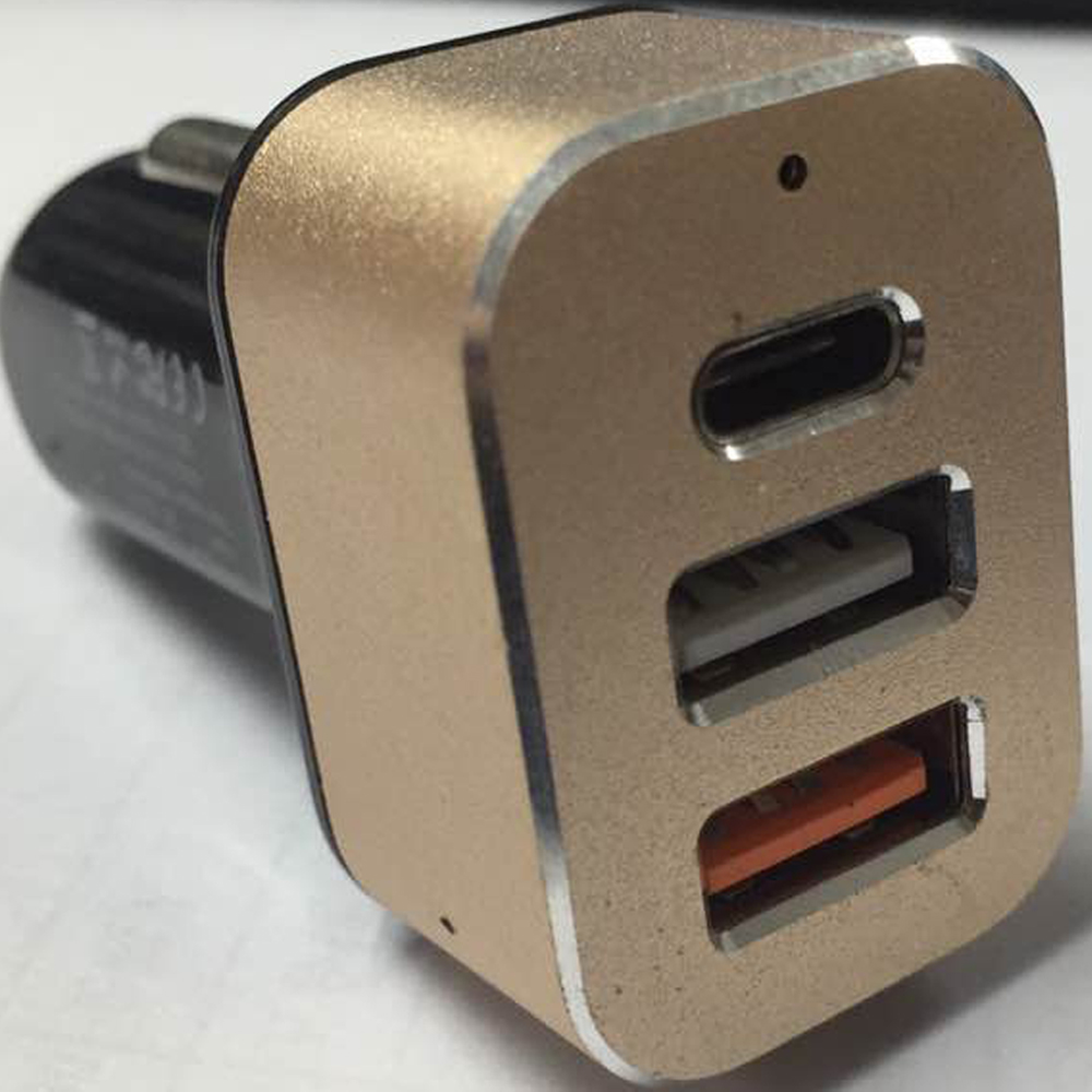 Qualcomm Certified Quick Charge 30 38W 3Port USB TypeC Car Charger