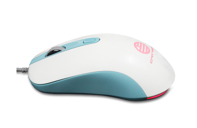 Smooth panel click and moveable fast gaming mouse with AVAGO 3050 IC
