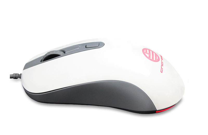Smooth panel click and moveable fast gaming mouse with AVAGO 3050 IC