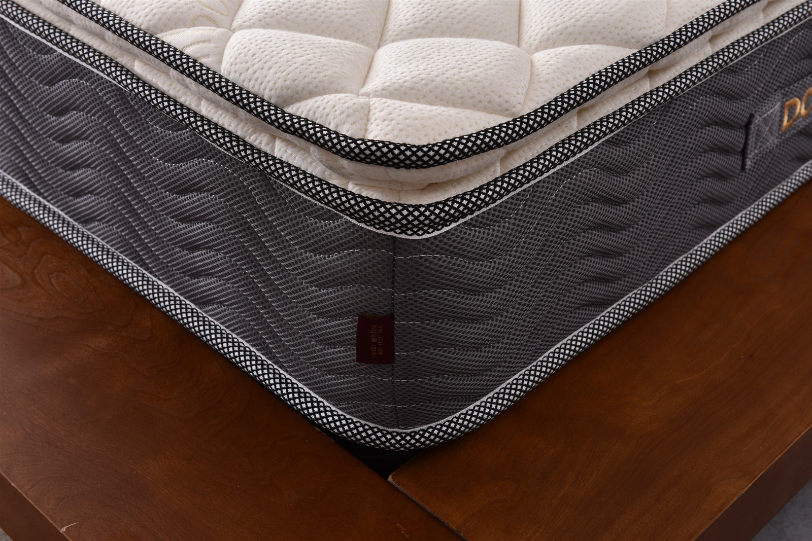 bamboo fiber fabric 3 zone pocket spring mattress