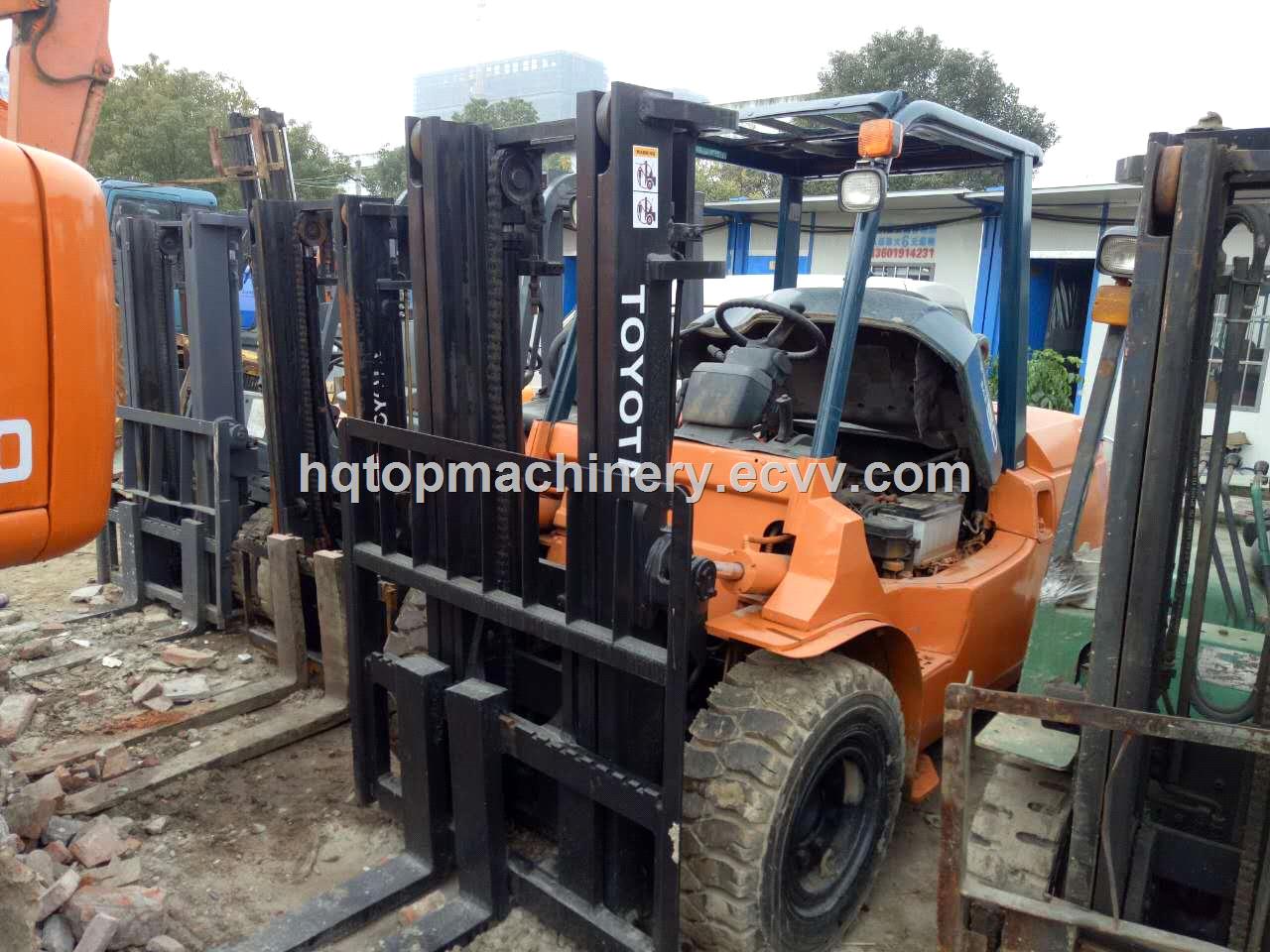 Used Secondhand Toyota 5T ForkliftSFor Sale