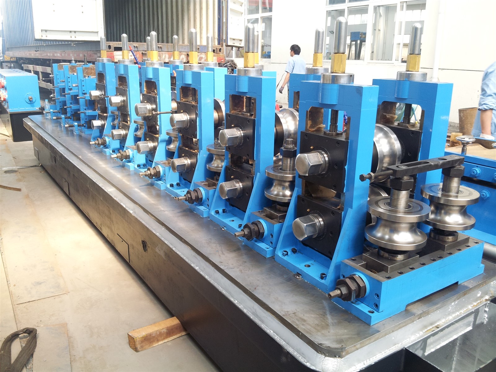 Water pipe making machine