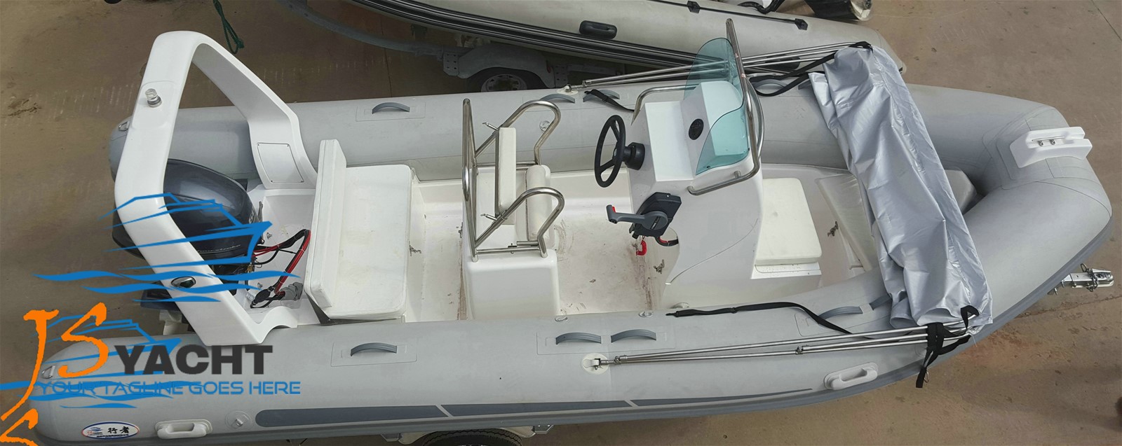 Rigid hull inflatable boat