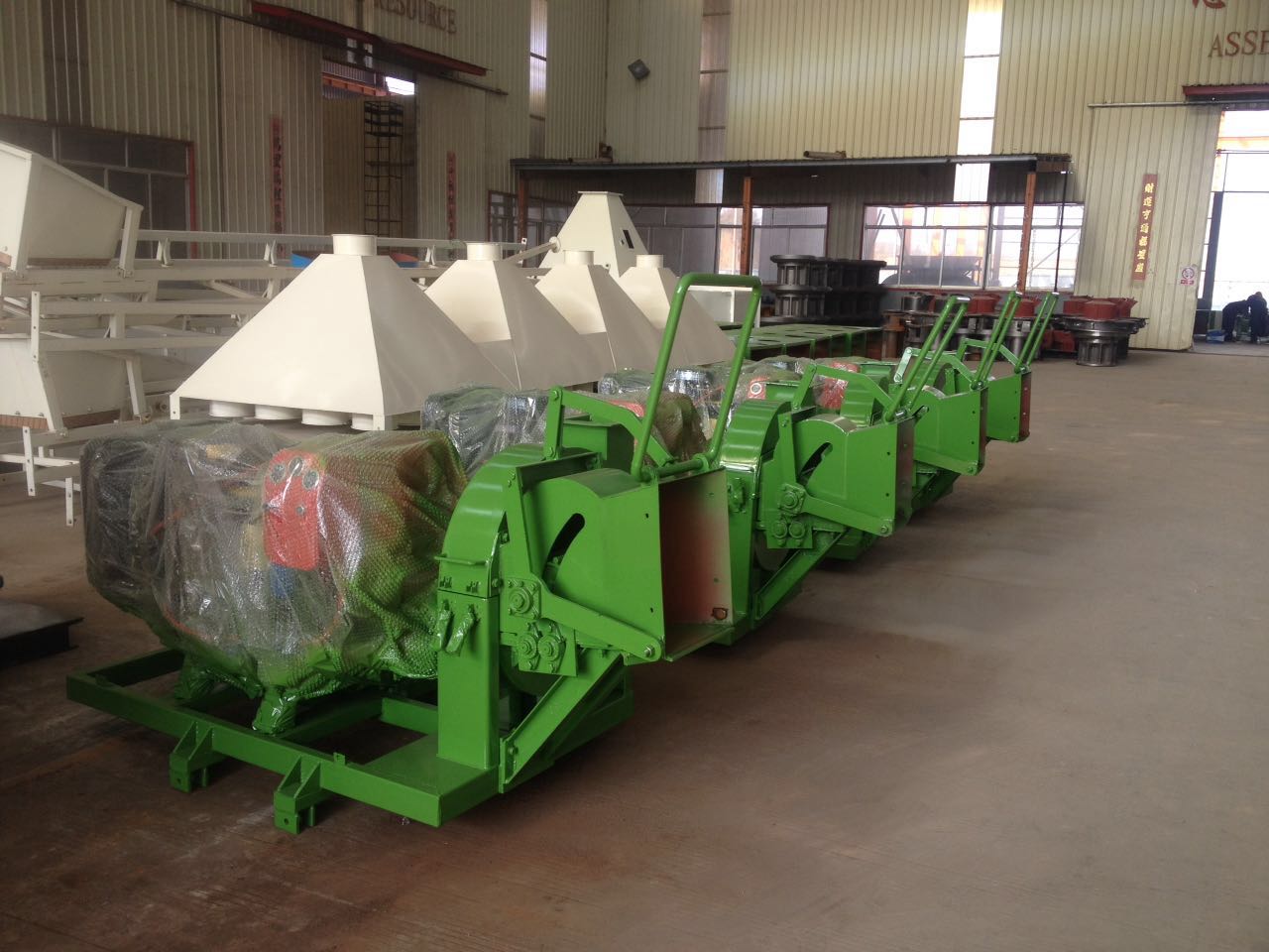 Mobile diesel engine wood chipper for sale