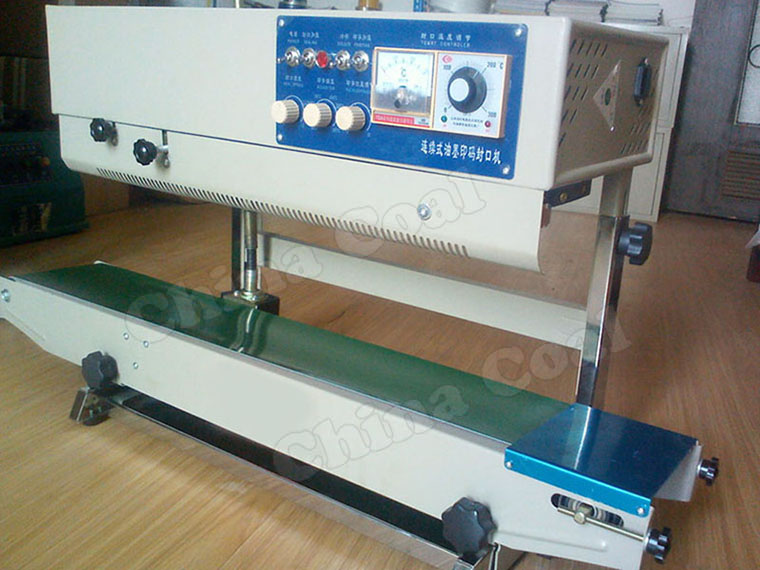 FR900V Vertical Continuous Band Sealer with SolidInk Coding