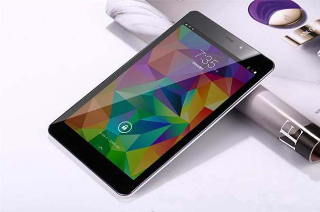 Fashionable chinese 7 inch mini 1GB8GB Fastest 3G Smartphone tablet PC with 500w back camera