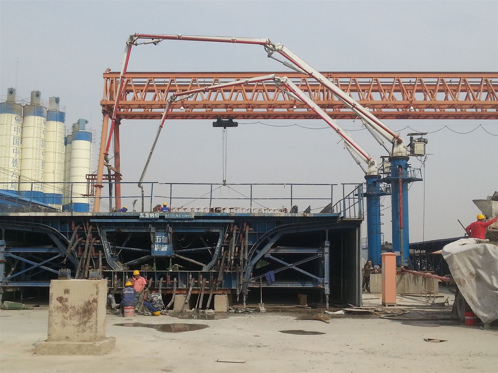 Hot sale hydraulic stationary placing boom