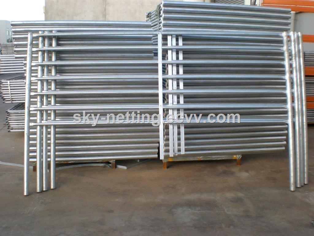 permanent horsecattle fence panel design 7 rails galvanized pipe