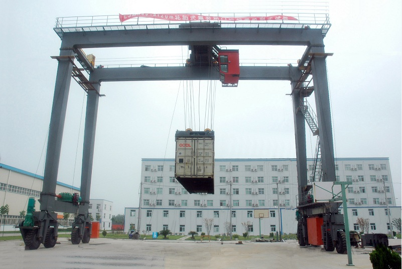 RTG Rubber Tire Port Gantry Crane