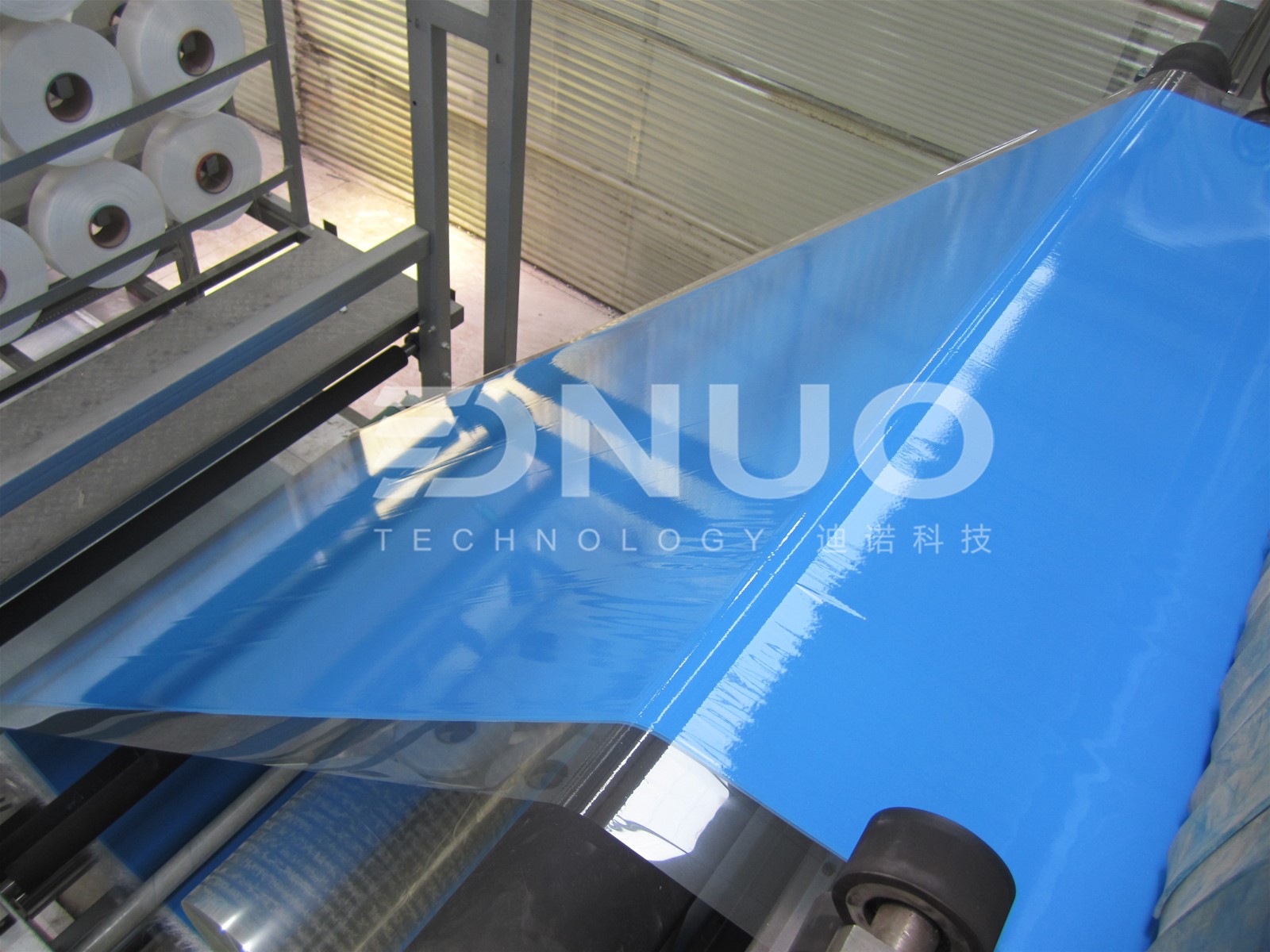 High speed automatic FRP fiberglass roofing sheet making machine