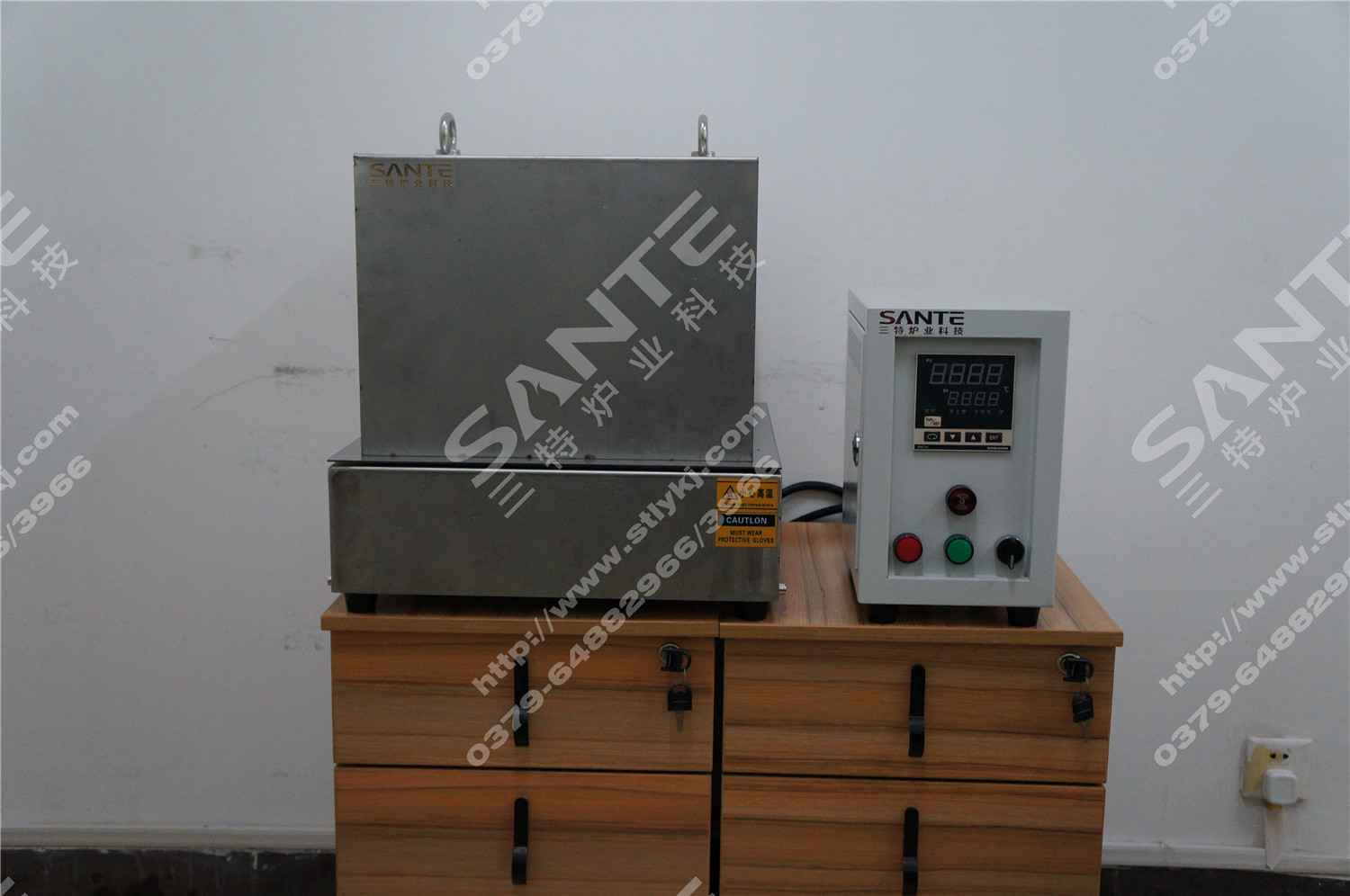 800degrees laboratory hot plate with stainless steel hood