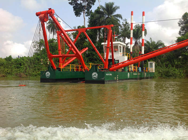Cutter suction dredger