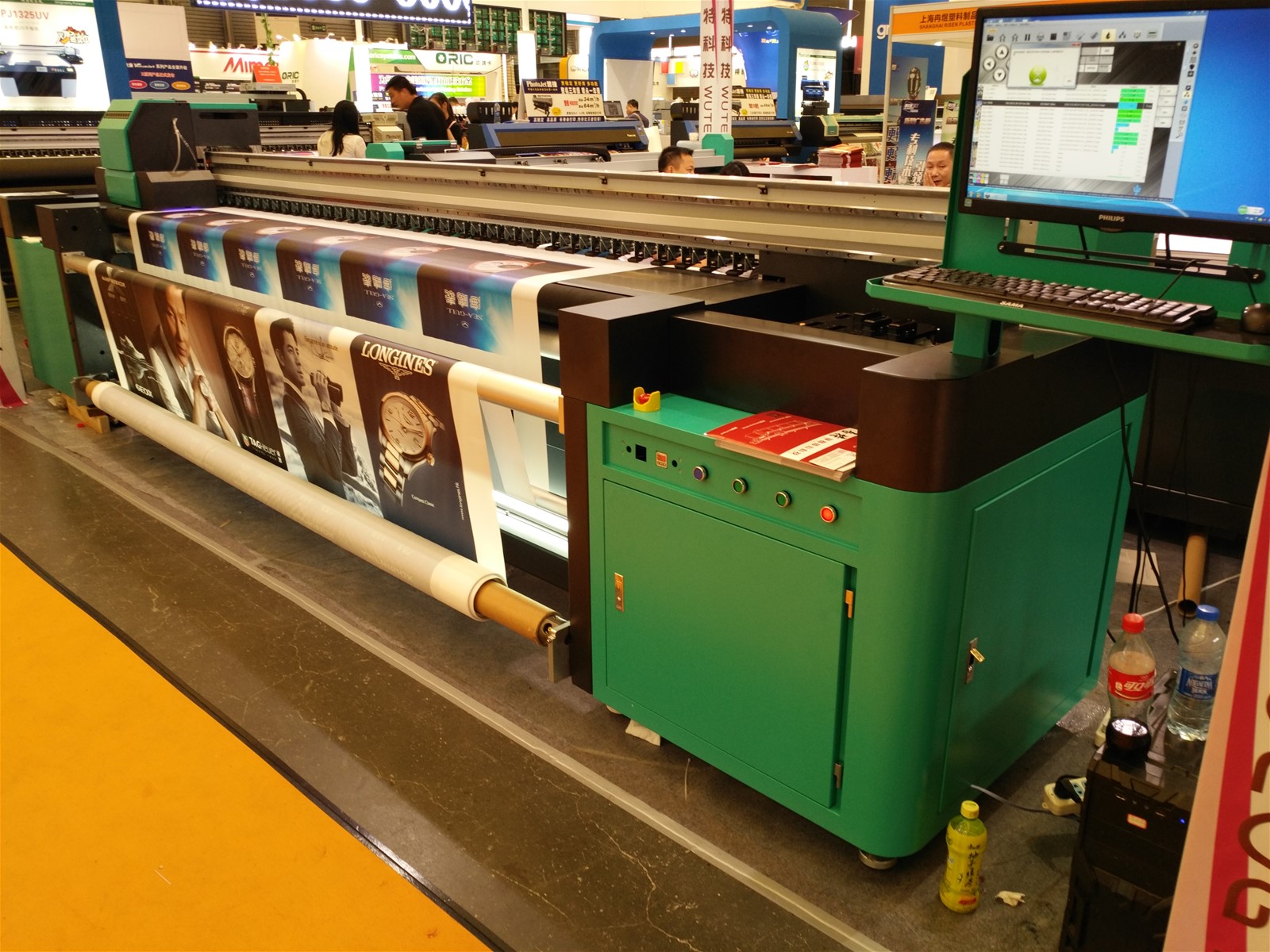 32m Highend UV roll to roll printer for Ceiling FilmPVC Film Leather and various indooroutdoor material