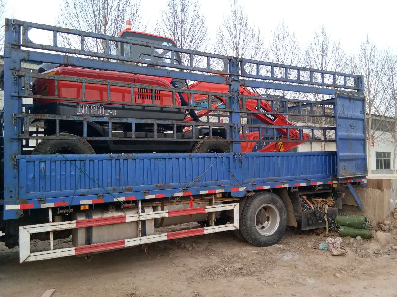 High quality 65T 03m3 bucket wheel excavator small earth digging machine