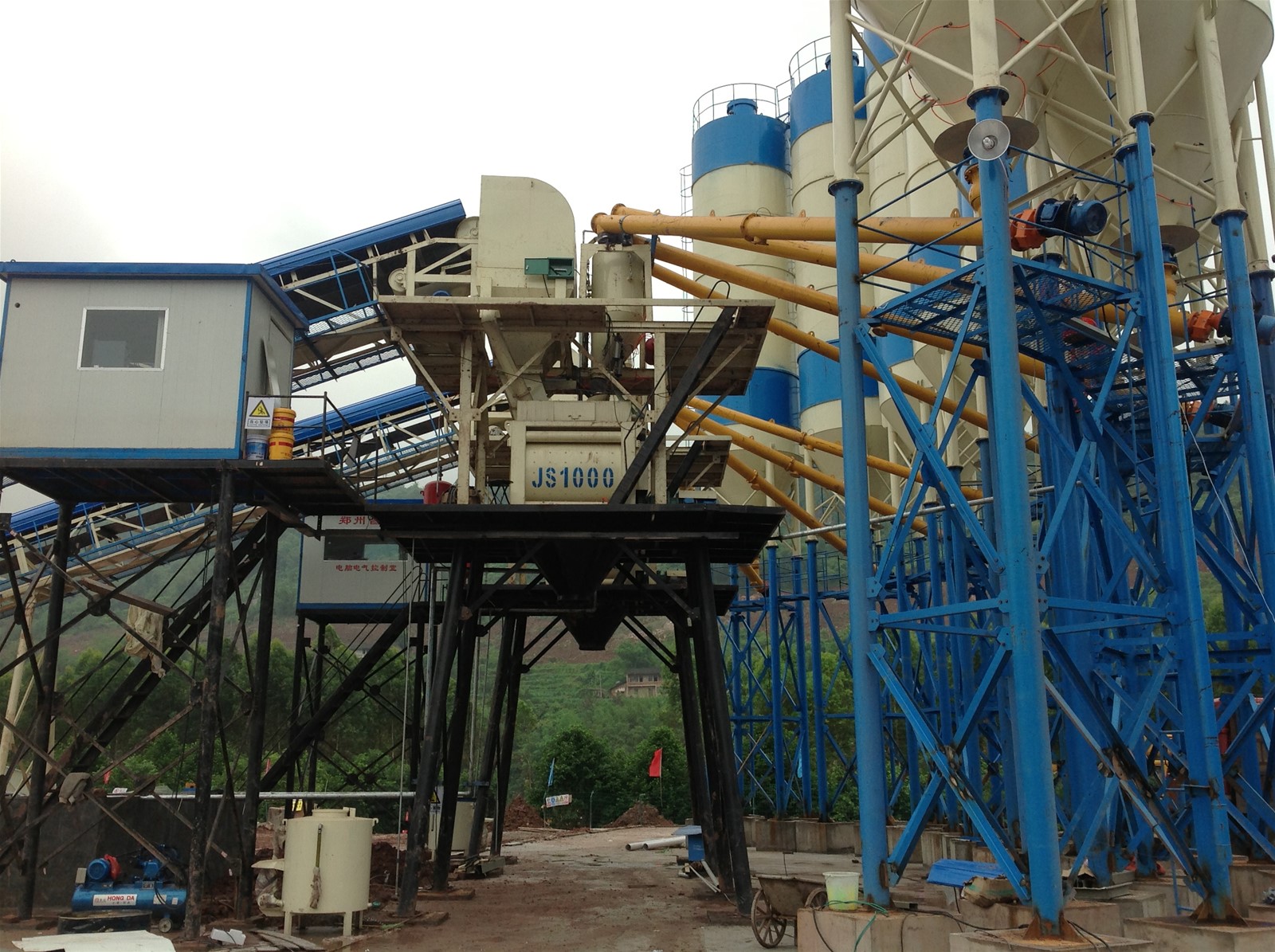 Environmental Protection Commercial Batching Plant with High Output