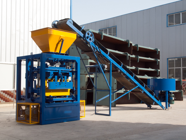 QT424 Small Concrete hollow block making machine price