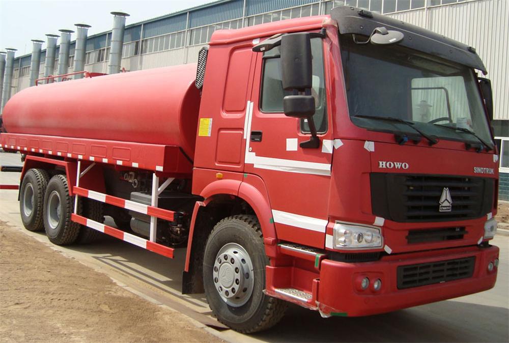 SINOTRUK HOWO 6x415M3 SPRINKLER TRUCK ZZ5207M3217N