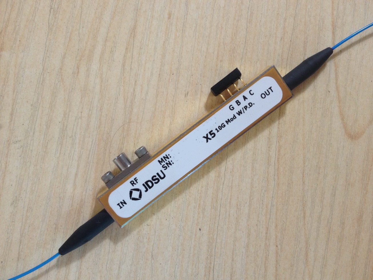 10gbps Ln Intensity Modulator Jdsu X5 High Extinction Ratio