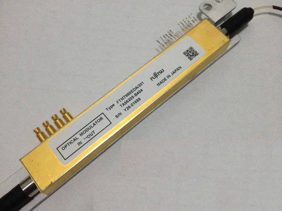 40gbps PMBpsk Modulator Fujitsu Ftm7980EDA Lithium Niobate PMBpsk Modulator