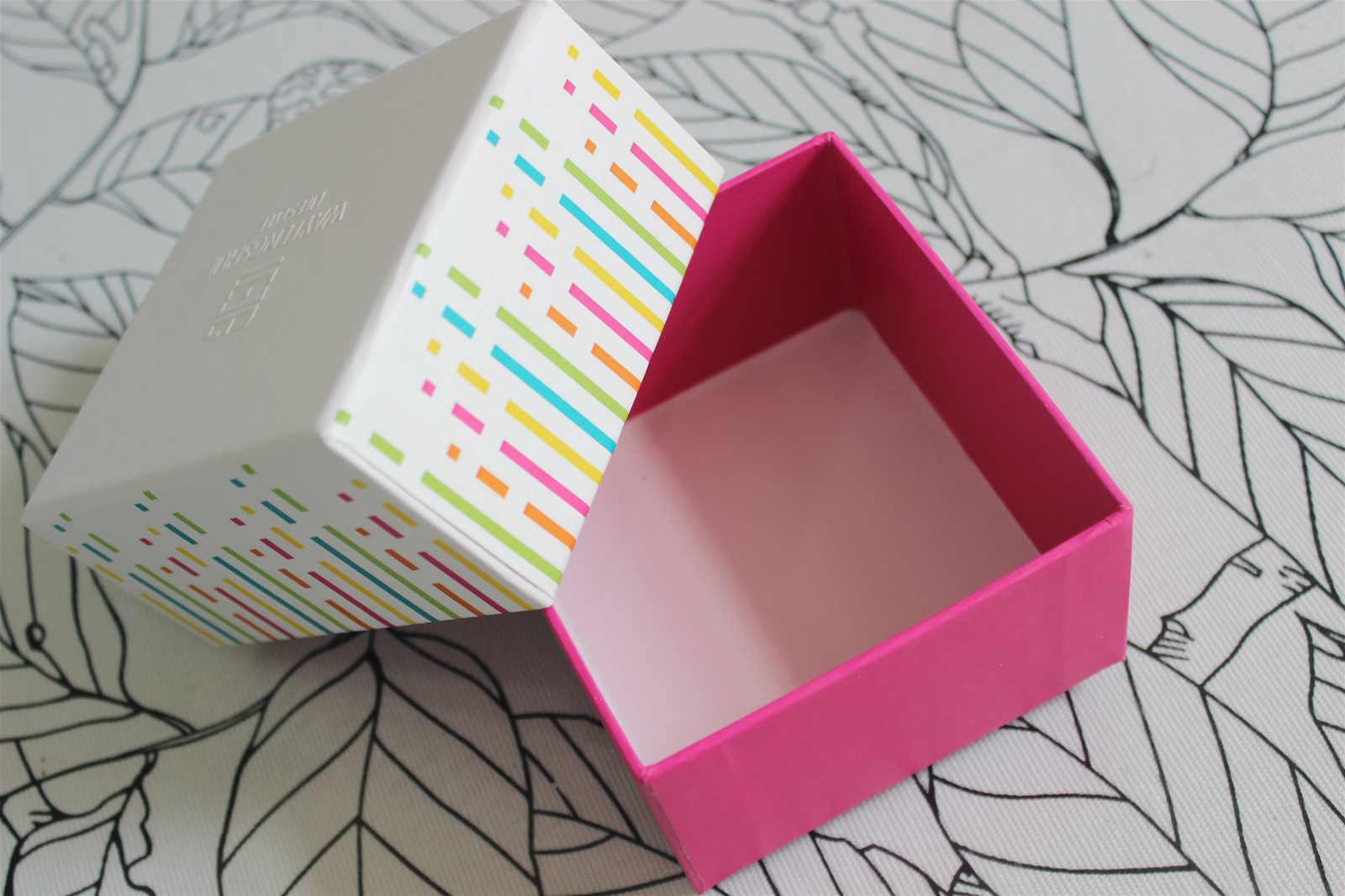 Bespoke Gift Boxes Printing Lid Base Box Foldable Box Paper Gift Box