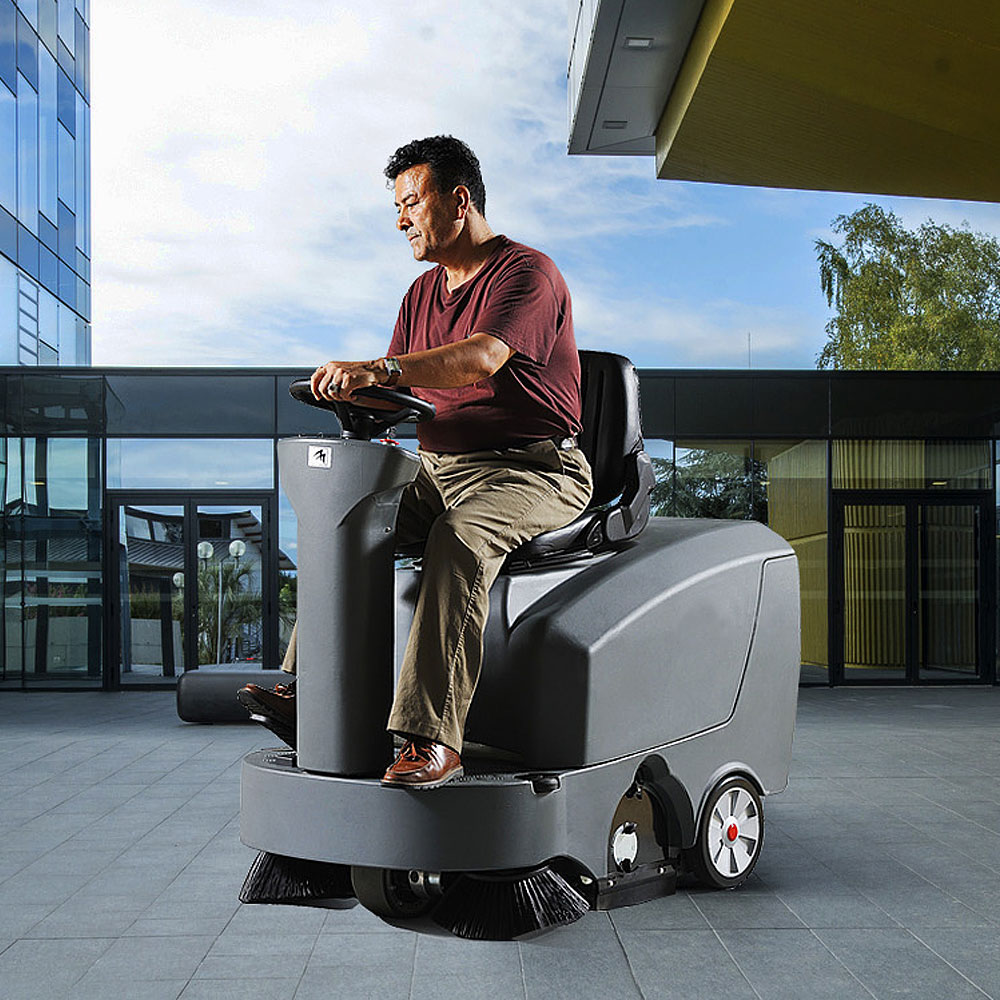 DB100 Auto flexible floor sweeper