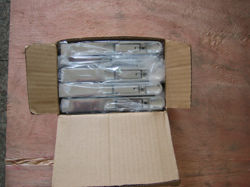 Square brass door flush bolt