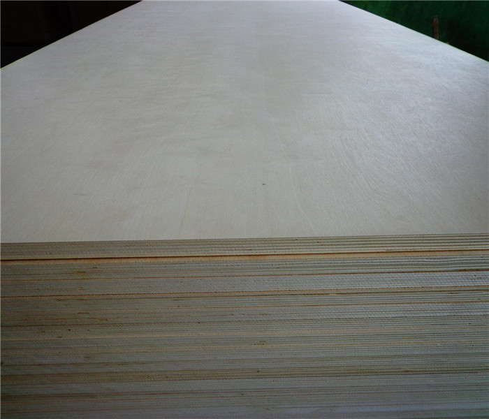 Hot Selling1220x2440mm Commercial Plywood Okoume Plywood