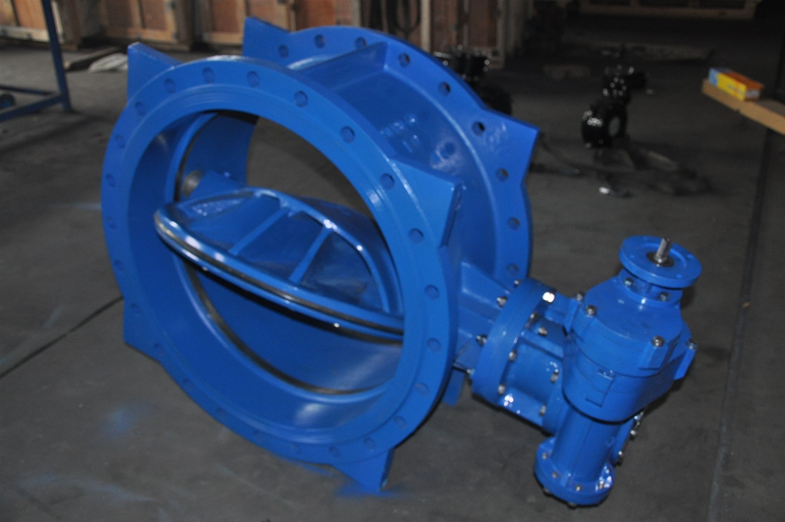 Flanged butterfly valve