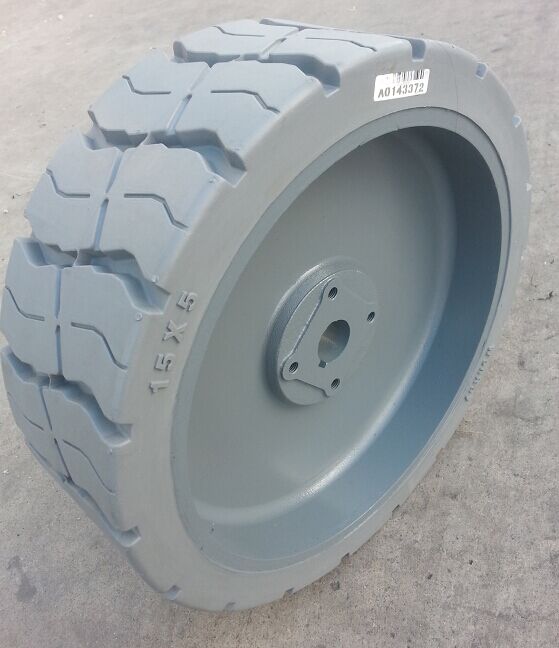 genie jlg skyjack haulotte scissor lift tire wheels 15x5 12x45 16x5x12