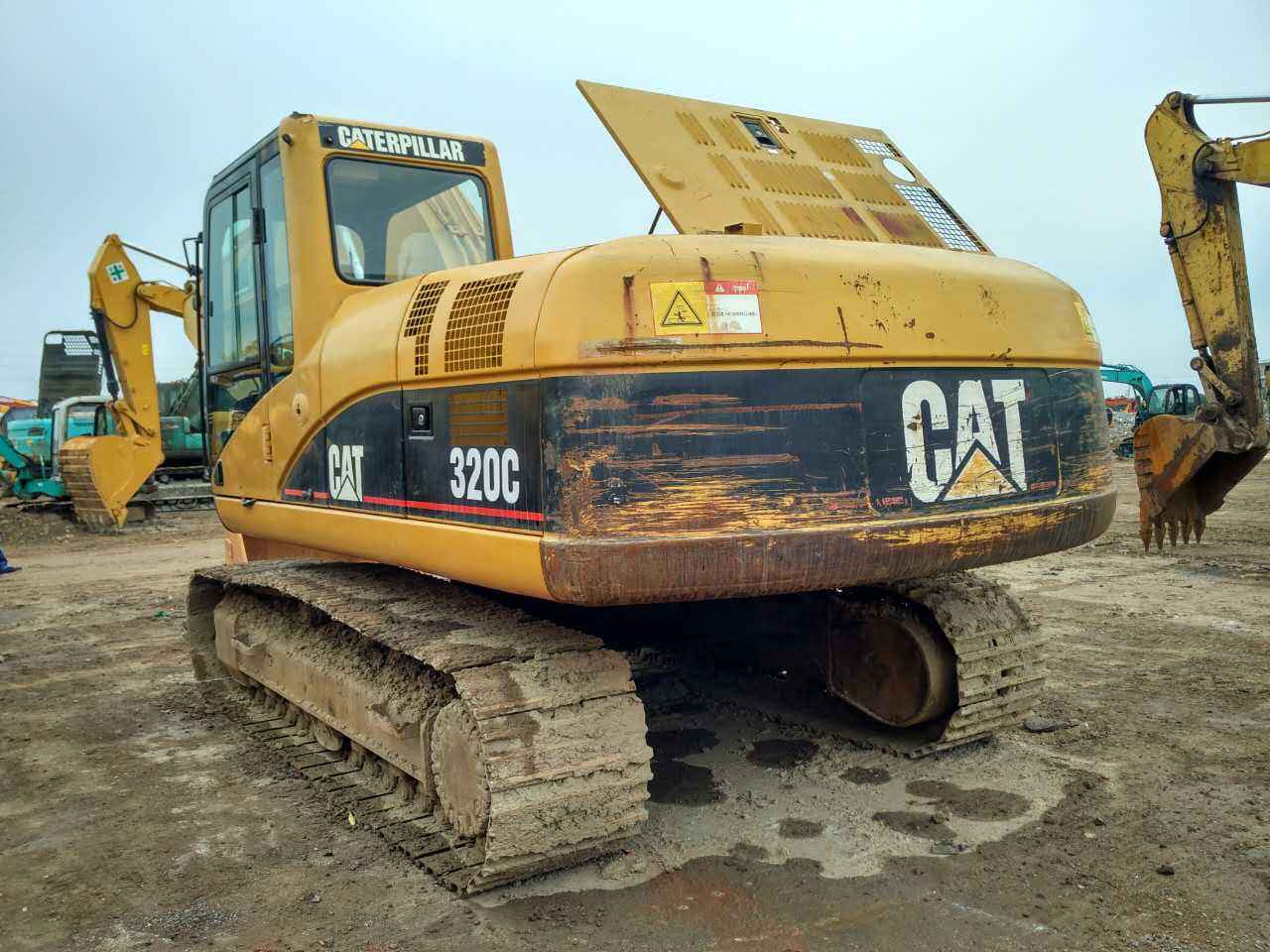 used cat 320c