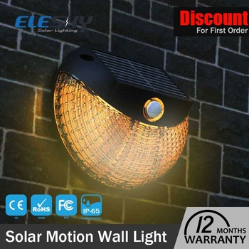 2017 new waterproof motion sensor factory price solar wall light