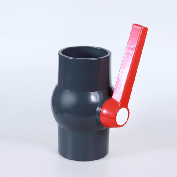 Plastic PVC Socket Valve Pipe Fitting