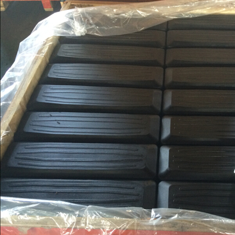 Rubber Pads Assembly on Steel Track 400B