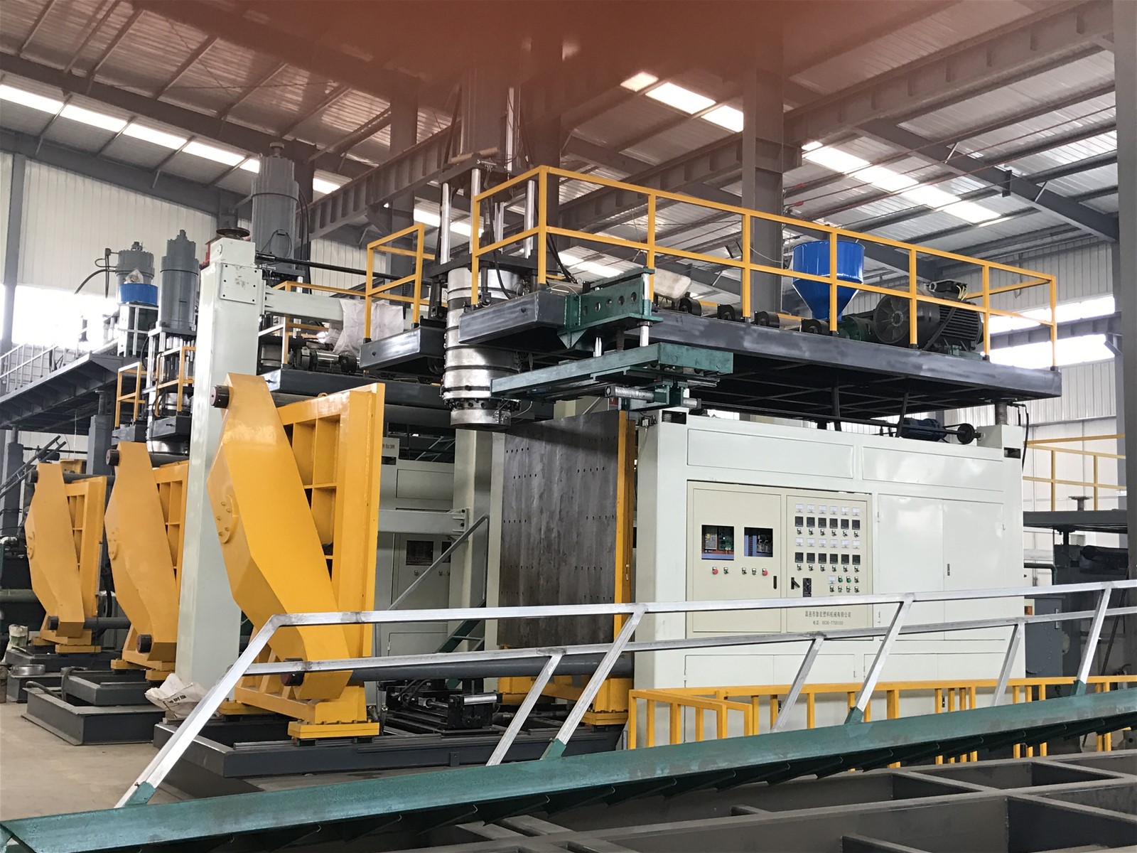 Lhzk3000L Blow Moulding Machine