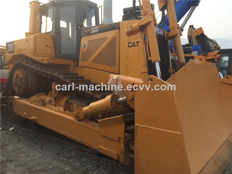 Used CAT D8R bulldozer