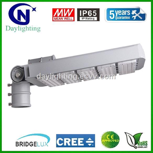 180 Degree Connector Adjustable 5000K 240W LED Street Light with 5 Years Warranty